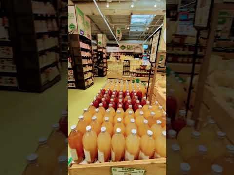 Vignette vidéo YouTube : boisson bio et vegan BARIBA au baobab, fabriquée en France, en rayon chez Carrefour Grand Maine à Angers (Maine-et-Loire)